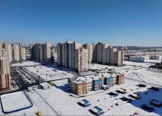 Продаю 1-ком. квартиру, 33 м2, Оренбург, улица Эссена, 12