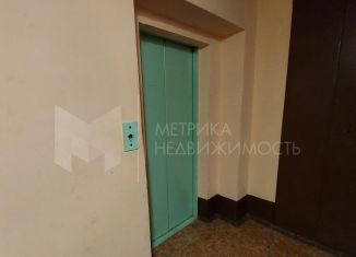 Продам 3-комнатную квартиру, 89 м2, Тюмень, улица Мельникайте, 138, Калининский округ