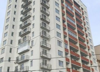 Продам 2-комнатную квартиру, 65 м2, Саратов, улица имени Н.М. Тулайкова, 1/1