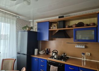 Продается 3-ком. квартира, 75 м2, Чувашия, улица Константина Иванова, 81