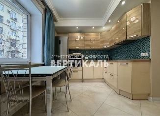 Сдаю 2-ком. квартиру, 70 м2, Москва, улица Климашкина, 10, метро Белорусская