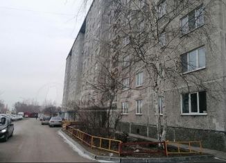 Продам 1-комнатную квартиру, 33 м2, Тюмень, улица Рылеева, 33