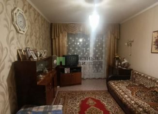 Продаю 1-ком. квартиру, 33 м2, Курган, 1-й микрорайон, 25А