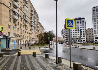 Продам квартиру студию, 12.5 м2, Москва, Студенческая улица, 16, метро Деловой центр