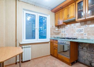 Продается трехкомнатная квартира, 60 м2, Краснодар, улица Гагарина, 238