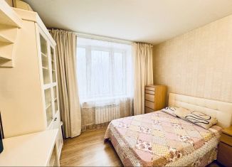 Сдается в аренду 2-ком. квартира, 50 м2, Москва, улица Дружбы, 10/32