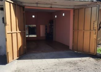 Продаю гараж, 30 м2, Феодосия, Керченский переулок, 12