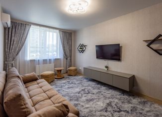 Сдается 2-комнатная квартира, 61.5 м2, Крым, улица Батурина, 131