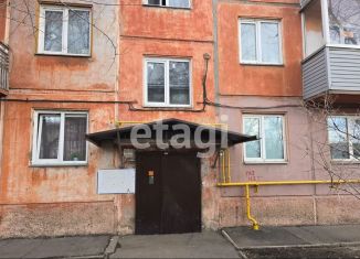 Продам двухкомнатную квартиру, 46.8 м2, Красноярский край, Семафорная улица, 419