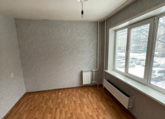 Продам 4-комнатную квартиру, 60 м2, Красноярский край, улица Аэропорт, 1