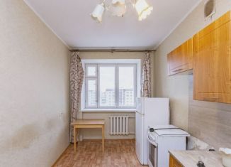 Продаю 1-ком. квартиру, 42.5 м2, Тюмень, улица Червишевский Тракт, 64к2