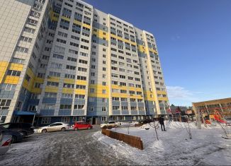 Продается 3-комнатная квартира, 77 м2, Алтайский край, Молодёжная улица