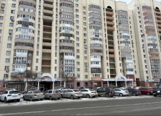 Продам двухкомнатную квартиру, 63 м2, Свердловская область, улица Академика Шварца, 14