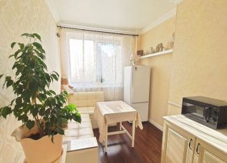 Продам 2-комнатную квартиру, 74 м2, Ростов-на-Дону, улица Пацаева, 18