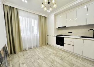 Продаю двухкомнатную квартиру, 58.5 м2, Краснодар, улица Суворова, 74, улица Суворова