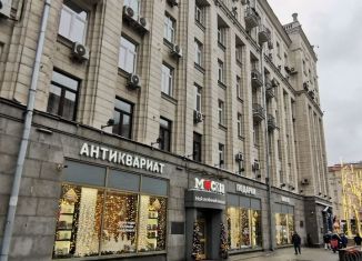 Продам 2-ком. квартиру, 55 м2, Москва, Тверская улица, 8к1, Тверская улица