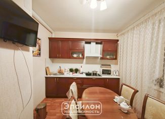 Продажа 1-ком. квартиры, 37.2 м2, Курск, проспект Вячеслава Клыкова, 58