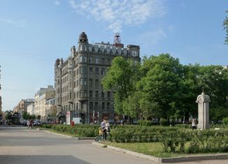 Продажа 2-комнатной квартиры, 53.2 м2, Санкт-Петербург, улица Лабутина, 36, муниципальный округ Коломна