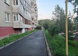 Сдам 1-ком. квартиру, 36 м2, Екатеринбург, Водная улица, 21