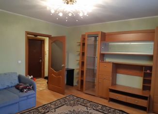 Сдается в аренду 1-ком. квартира, 40 м2, Серпухов, Комсомольская улица, 4А