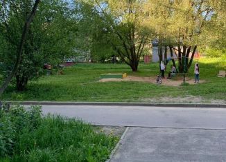 Сдаю в аренду офис, 65 м2, Череповец, улица Краснодонцев, 82