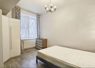 Сдаю в аренду двухкомнатную квартиру, 50 м2, Москва, Хомутовский тупик, 4к1, метро Курская