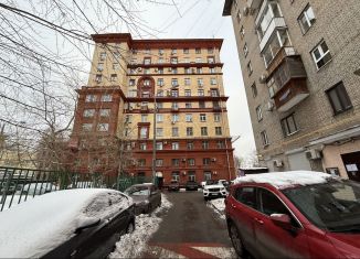 Продажа квартиры студии, 17.2 м2, Москва, Космодамианская набережная, 4/22А, метро Новокузнецкая